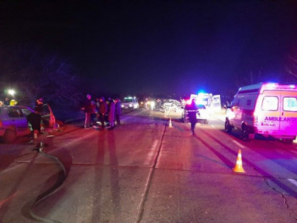 Accident tragic la Anenii Noi. O persoana a murit, iar alte trei au ajuns la spital dupa ce masinile in care se aflau s-au ciocnit violent - FOTO