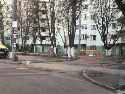 Caz tragic in capitala. Un tanar s-a aruncat in gol de la inaltime