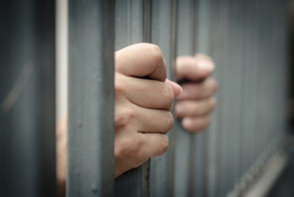 Motivul pentru care un barbat si-a ucis fratele in bataie, la Straseni Motivul pentru care un barbat si-a ucis fratele in bataie, la Straseni