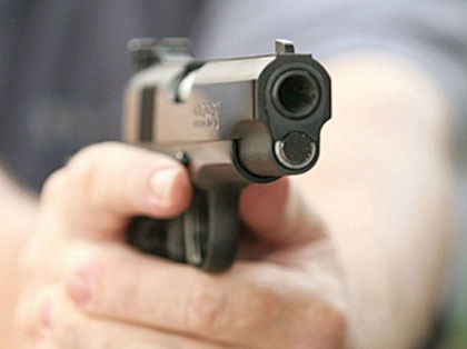 Un tanar, impuscat mortal de un carabinier la Balti. Inspectoratul General de Carabinieri a pornit o ancheta interna Un tanar, impuscat mortal de un carabinier la Balti. Inspectoratul General de Carabinieri a pornit o ancheta interna