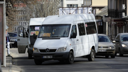 Demersul, prin care se cere ca un bilet de calatorie cu microbuzul prin capitala sa coste 6 lei, ar fi ajuns la Ion Ceban. Ce spun transportatorii / DOC 