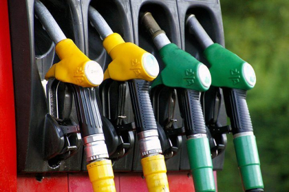 Cum arata preturile la benzina si motorina in Moldova in comparatie cu alte state din regiune - Mold-Street.com
