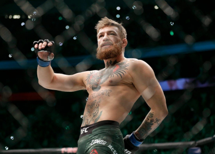 Luptatorul irlandez Conor McGregor l-a invins pe americanul Donald Cerrone in doar 40 de secunde, dupa ce s-a intors in UFC