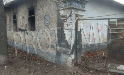 Imagini de la locul crimei sfasietoare din Orhei, unde un copil a fost gasit fara suflare - GALERIE FOTO Imagini de la locul crimei sfasietoare din Orhei, unde un copil a fost gasit fara suflare - GALERIE FOTO