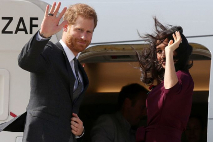 Presa britanica anunta ca Printul Harry a parasit Marea Britanie. Unde se vede cu Meghan