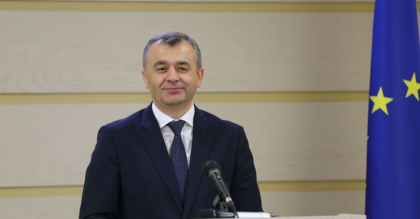 Ion Chicu: "Omuletii verzi daca au de venit aterizeaza unde doresc, chiar si la Bucuresti". Primul ministru vorbeste intr-un interviu despre soarta aeroportului Chisinau, relatia cu finantatorii externi si criticile opozitiei - VIDEO Ion Chicu: "Omuletii verzi daca au de venit aterizeaza unde doresc, chiar si la Bucuresti". Primul ministru vorbeste intr-un interviu despre soarta aeroportului Chisinau, relatia cu finantatorii externi si criticile opozitiei - VIDEO