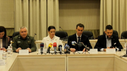 Virusul ucigas din China, tot mai aproape de Moldova. Trei persoane - suspectate in Ucraina - VIDEO Virusul ucigas din China, tot mai aproape de Moldova. Trei persoane - suspectate in Ucraina - VIDEO