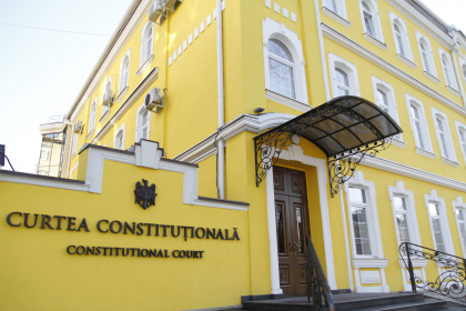 Cum va cheltui Curtea Constitutionala banii institutiei in 2020: se planifica procurarea unei masini de 800 de mii de lei, iar paza va fi achitata cu aproape 400 de mii de lei. Planul de achizitii - facut public - DOC