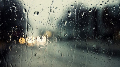 Codul galben de ceata ramane in vigoare. Vor cadea ploi in centrul si sudul tarii. Ce temperaturi se asteapta astazi, dar si in urmatoarele zile. Prognoza meteo - FOTO