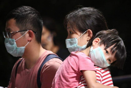 Numarul deceselor a ajuns la 170, peste 7.700 de oameni sunt infectati / Cum procedeaza tarile care isi evacueaza cetatenii din China