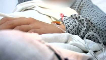 A ajuns pe patul de spital in stare grava. Un barbat din Sangerei, batut crunt de un amic de pahar A ajuns pe patul de spital in stare grava. Un barbat din Sangerei, batut crunt de un amic de pahar