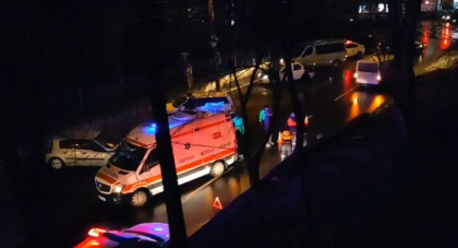 A murit in timp ce traversa strada. Un barbat din capitala a cazut in fata unei masini - VIDEO A murit in timp ce traversa strada. Un barbat din capitala a cazut in fata unei masini - VIDEO
