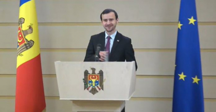 Dinu Plingau cere prelungirea mandatului comisiei speciale de ancheta cu privire la investigarea tentativei de puci anticonstitutional - VIDEO Dinu Plingau cere prelungirea mandatului comisiei speciale de ancheta cu privire la investigarea tentativei de puci anticonstitutional - VIDEO