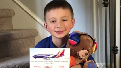 Gestul unei companii aeriene, dupa ce un copilas si-a uitat ursuletul de plus in avion 