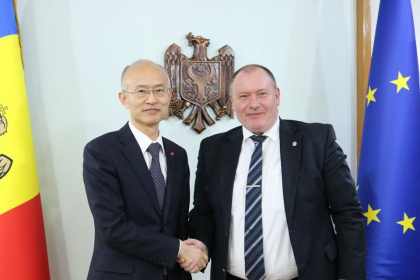 Ministrul de Externe Aureliu Ciocoi s-a intalnit cu ambasadorul Republicii Populare Chineze la Chisinau. Despre ce au discutat - FOTO