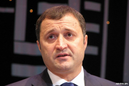 Vlad Filat ii raspunde Maiei Sandu la intrebarea: „Unde sunt banii din frauda bancara?” - VIDEO Vlad Filat ii raspunde Maiei Sandu la intrebarea: „Unde sunt banii din frauda bancara?” - VIDEO