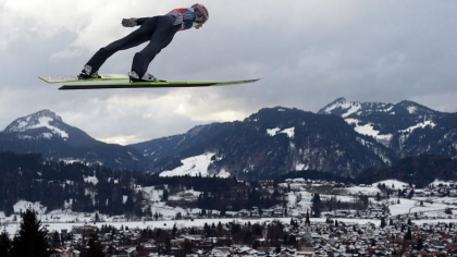 Efectele incalzirii globale: Muntii Alpi ar putea ramane fara zapada, iar schiul un sport pe cale de disparitie Efectele incalzirii globale: Muntii Alpi ar putea ramane fara zapada, iar schiul un sport pe cale de disparitie