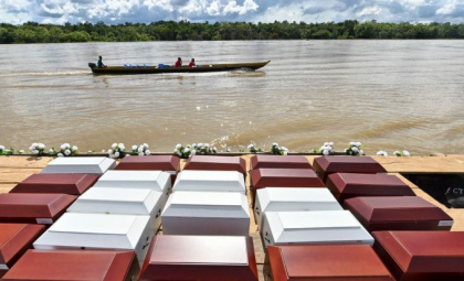 Masacru la o biserica din Burkina Faso. Cel putin 24 de persoane ucise, inclusiv pastorul Masacru la o biserica din Burkina Faso. Cel putin 24 de persoane ucise, inclusiv pastorul