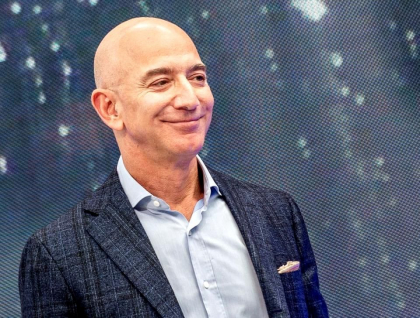 Jeff Bezos a donat 10 miliarde de dolari pentru combaterea schimbarilor climatice. Fondul Amazon incurajeaza cercetarea Jeff Bezos a donat 10 miliarde de dolari pentru combaterea schimbarilor climatice. Fondul Amazon incurajeaza cercetarea