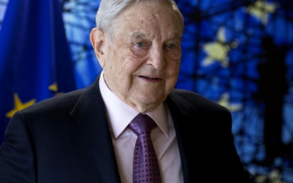 George Soros il acuza pe Zuckerberg de colaborare cu Trump si cere indepartarea lui de la sefia Facebook George Soros il acuza pe Zuckerberg de colaborare cu Trump si cere indepartarea lui de la sefia Facebook