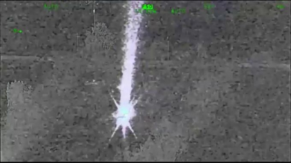 Risca ani grei de inchisoare fiindca s-a jucat cu un laser. Ce aeronava risca sa doboare