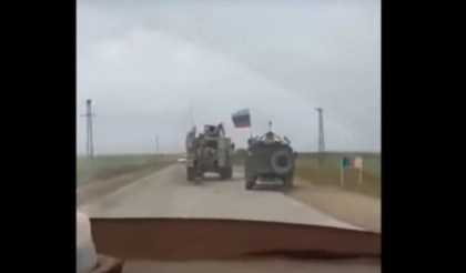 Sicanare in trafic intre vehicule blindate. Rusul, suparat ca nu poate trece de convoiul american