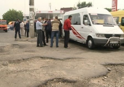 Microbuzele din capitala nu vor circula pana la ora 10.00 Microbuzele din capitala nu vor circula pana la ora 10.00