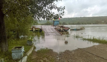 Doua posturi vamale si-au sistat activitatea din cauza valurilor puternice de pe raul Nistru. Care sunt acestea Doua posturi vamale si-au sistat activitatea din cauza valurilor puternice de pe raul Nistru. Care sunt acestea