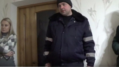 Scandalul de pe strada Mateevici 40. Reclamati la politie dupa ce au ascultat mai multe luni muzica funebra - Anticoruptie.md