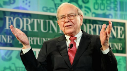 Miliardarul Warren Buffet a renuntat la telefonul sau mobil de 25 de dolari