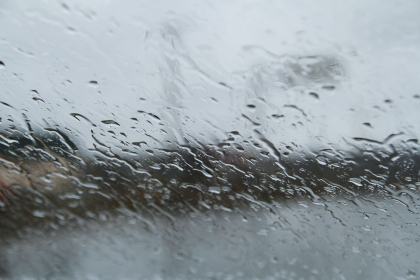 Va ploua in toata tara. Ce temperaturi vom avea in capitala, astazi, dar si in urmatorele zile. Prognoza meteo - FOTO