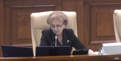 Deputatul Mihai Popsoi a intrebat-o pe Zinaida Greceanii ce pensie are: "Pe internet circula cifre ca 100 de mii de lei." Cum a reactionat presedintele Parlamentului