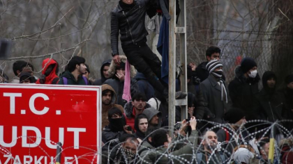 ONU: peste 13.000 de migranti au ajuns la frontiera dintre Turcia si Grecia