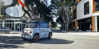 Francezii au lansat cel mai ieftin automobil electric din Europa. Costa 6.000 de euro, are o autonomie de 70 km si poate fi condus fara permis - VIDEO Francezii au lansat cel mai ieftin automobil electric din Europa. Costa 6.000 de euro, are o autonomie de 70 km si poate fi condus fara permis - VIDEO