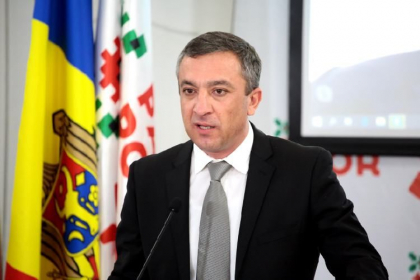 Candidatul Partidului Sor de pe circumscriptia nr. 38 Hancesti, Vitalie Balinschi, risca sa fie exclus din cursa electorala. Anuntul facut de Comisia Electorala Centrala Candidatul Partidului Sor de pe circumscriptia nr. 38 Hancesti, Vitalie Balinschi, risca sa fie exclus din cursa electorala. Anuntul facut de Comisia Electorala Centrala