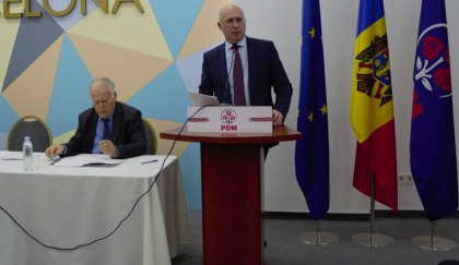 Partidul Democrat vrea sa revina la guvernare. Intr-un comunicat de presa, acestia au anuntat ca PD va purta discutii pentru revenirea la guvernare, decizia fiind luata de catre Consiliul National Politic al formatiunii