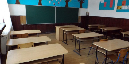 Intoxicatie alimentara in masa la gimnaziul din satul Cioc-Maidan. Zeci de elevi au ajuns in stare grava la spital
