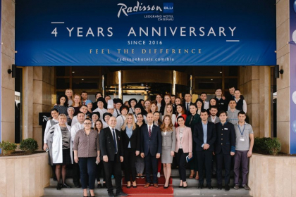 DE PATRU ANI - „YES I CAN!” UNICUL HOTEL CU 5 STELE INTERNATIONALE DIN CAPITALA, RADISSON BLU LEOGRAND HOTEL, SI-A SERBAT ANIVERSAREA DE PATRU ANI - „YES I CAN!” UNICUL HOTEL CU 5 STELE INTERNATIONALE DIN CAPITALA, RADISSON BLU LEOGRAND HOTEL, SI-A SERBAT ANIVERSAREA