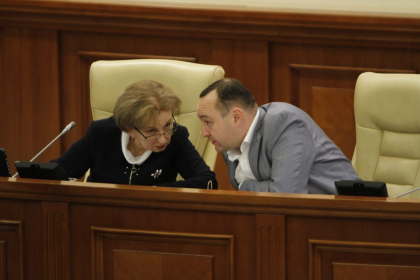 Reducerea pedepsei condamnatului detinut in conditii precare de detentie va fi suspendata Reducerea pedepsei condamnatului detinut in conditii precare de detentie va fi suspendata