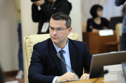 Surse. Ministrul Economiei, Anatol Usatii, ar putea fi demis. Cine il va inlocui, in urma coalitiei PD-PSRM - Newsmaker.md