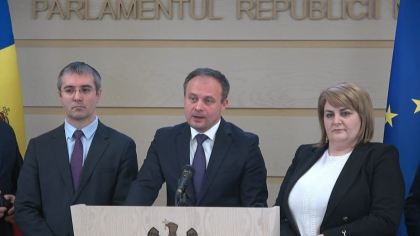 Inca un deputat democrat a parasit formatiunea si s-a alaturat grupului parlamentar Pro Moldova. Cine este acesta Inca un deputat democrat a parasit formatiunea si s-a alaturat grupului parlamentar Pro Moldova. Cine este acesta