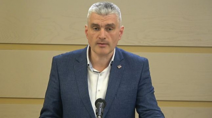 Alexandru Slusari face declaratii de presa - VIDEO Alexandru Slusari face declaratii de presa - VIDEO