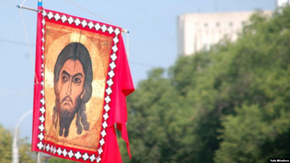 Biserica si coronavirus: remedii duhovnicesti vs. respectarea unor norme sanitare minime. Interviu cu secretarul Mitropoliei Moldovei, Vadim Cheibas