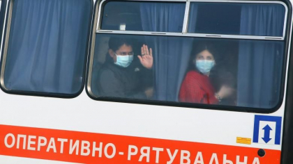 Ultima ora. Ucraina anunta primul deces de Covid-19 si isi inchide granitele