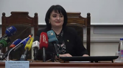 Cum raspunde ministrul Sanatatii, intrebat de ce nu s-au anulat alegerile parlamentare de la Hancesti: " Astfel de decizii se iau doar in situatiile exceptionale"