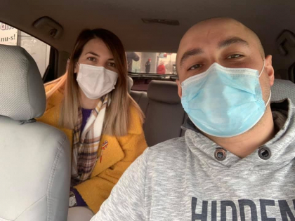 Soferii de taxi care s-au oferit sa-i duca gratuit pe medici de acasa la spital si invers - GALERIE FOTO Soferii de taxi care s-au oferit sa-i duca gratuit pe medici de acasa la spital si invers - GALERIE FOTO