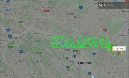 Doi piloti au "scris" pe cer mesajul: "Stai acasa". Gestul - surprins pe site-ul Flight Radar  - GALERIE FOTO