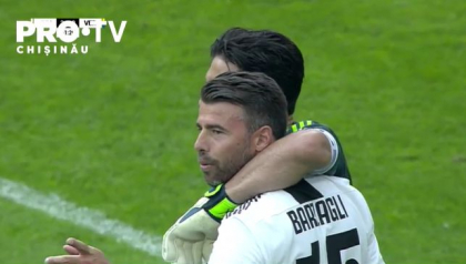 Juventus Torino s-a inteles cu trei jucatori pentru prelungirea contractelor. Toti sunt trecuti de 30 de ani, iar unul dintre ei este nimeni altul decat legendarul Gianluigi Buffon - VIDEO