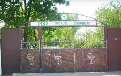 24 de angajati de la Spitalul Carpineni - suspecti de coronavirus, dupa ce o pacienta din Balceana, fara sa anunte ca a fost in contat cu persoane infectate de Covid-19, a fost consultata de medici. Institutia - in carantina