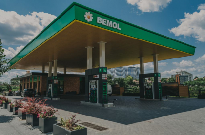 Bemol ofera autoritatilor 500 de mii de lei pentru a fi achizitionate echipamente medicilor. Mai mult, pune la dispozitie combustibil pentru voluntari! Bemol ofera autoritatilor 500 de mii de lei pentru a fi achizitionate echipamente medicilor. Mai mult, pune la dispozitie combustibil pentru voluntari!